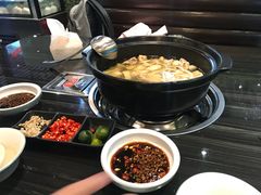 -东椰·海南椰子鸡火锅(朝阳门店)