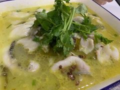 -聚丰园•湖鲜餐厅(阿红私房菜梅石路店)