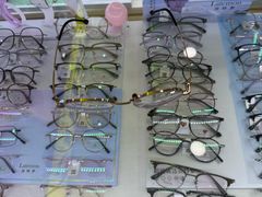-三叶眼镜城·好视力眼镜店
