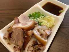 万峦猪脚-台南擔仔面·卤肉饭(老虹井路店)
