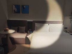 -舍居智能酒店(深圳宝安翻身地铁站店)