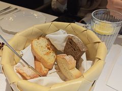 -LESCEDARS Brasserie Bistro香柏树
