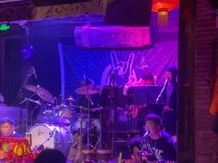 -江湖酒吧(老外滩店)