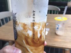黑糖粉圆鲜奶-一芳陈家台湾水果茶