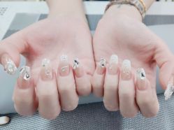-尤米一站式美甲美睫