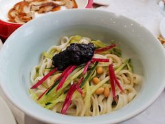 老北京炸酱面-味+新京宴·烤鸭·北京菜(创意谷店)