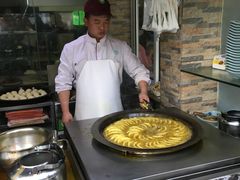 -老新隆牛肉锅贴(新街口店)