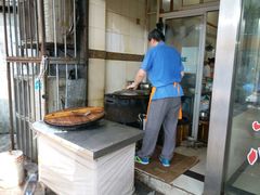 -老西白点心店