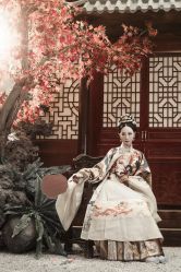 -九月鹰飞汉服摄影工作室