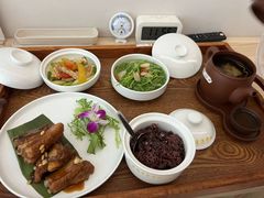 -雪梅月子中心(华侨城店)