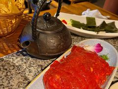 -老牌坊云南鱼豆花火锅(爱建店)
