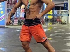 -悦莱美游泳健身(珠江新城花城汇店)