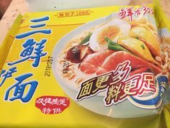 -芳村榕树头叹佬鸡煲(体育西店)