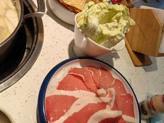 -三人行骨头王火锅(长寿店)