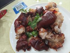 -鹤乡东北菜(崮山路店)