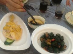 白斩鸡-侬佳蒸菜馆(听潮店)