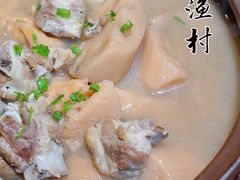 洪湖莲藕炖排骨-丹江渔村(首都机场店)