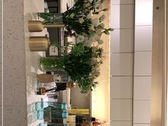 -春树下·树屋花房西餐厅(罍街AS1980店)