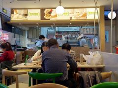 大堂-甲乙饼·手工牛肉饼(天通苑华联店)