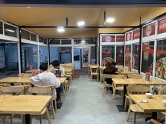 大堂-东财大盘鸡(黑石礁店)