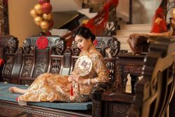 -LOVE SHINE婚纱·红鼎庄龙凤褂·妈妈装定制