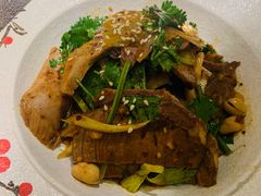 -渝半城经典川粤菜(重庆天地店)
