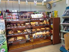 -全家便利店(长江西路店)