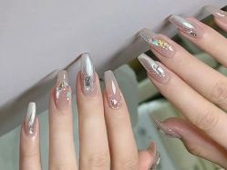 -悦指间美甲美睫