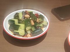 -顺溜·手工刀削面·黑金店(铜锣湾店)