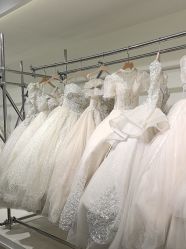 -维纳斯婚纱礼服租赁馆