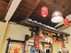 -富正毅三下锅·湘西韵味(天门山索道店)
