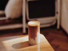 -Line 咖啡(石厦花园店)