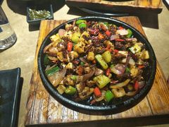 -何师烧烤·香辣蟹·川菜·30年老品牌(太古里旗舰店)
