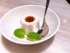 椰汁嘟嘟糕-金椰壳· 大厨新加坡菜(壹方城店)