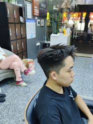 -藤野造型专业烫染接发