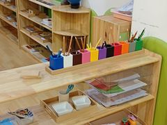 -婴智贝佳蒙特梭利早教托育中心(杨浦店)