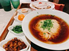 -松鹤面馆·古法焖肉面(观前店)