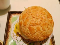 -新大咀港式茶餐厅(宝山万达店)
