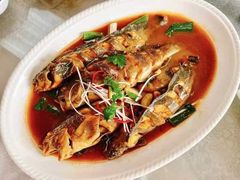 -鸿运美食府