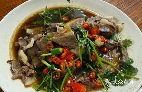 Spicy and Sour Beef Brisket