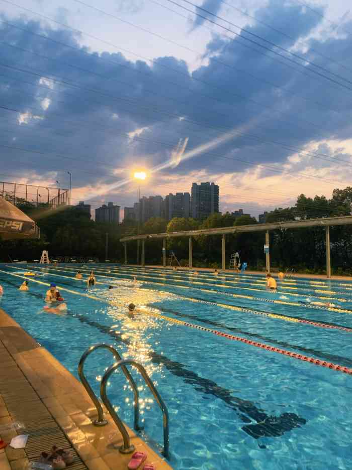 石子山体育公园游泳馆