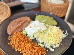 -Pistolera Mexican Cantina女枪手墨西哥餐厅(碧云路店)