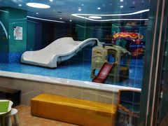 -Swim斯卫姆国际儿童游泳中心(红博中央公园店)