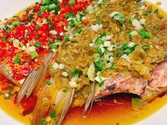 双味剁椒鱼头-味上湘菜馆(阿波罗店)