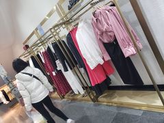 -URBAN REVIVO(济南世茂广场店)