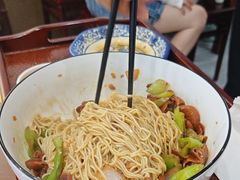 -百年老字号·观振兴蟹黄面·三虾面·苏式面(观前街富仁坊巷店)