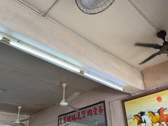 -直落玻璃（瓦煲）肉骨茶