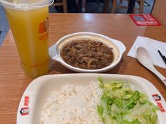 安格斯肥牛饭-南城香(北京南站店)