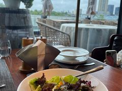 -MONICH牛排融合餐厅(和义大道购物中心店)