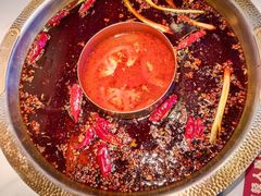 -潮火锅·麻辣牛肉火锅(观音桥方圆·LIVE店)